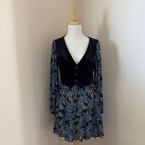 Zara Paisley Dress with Velvet Vest. Size M